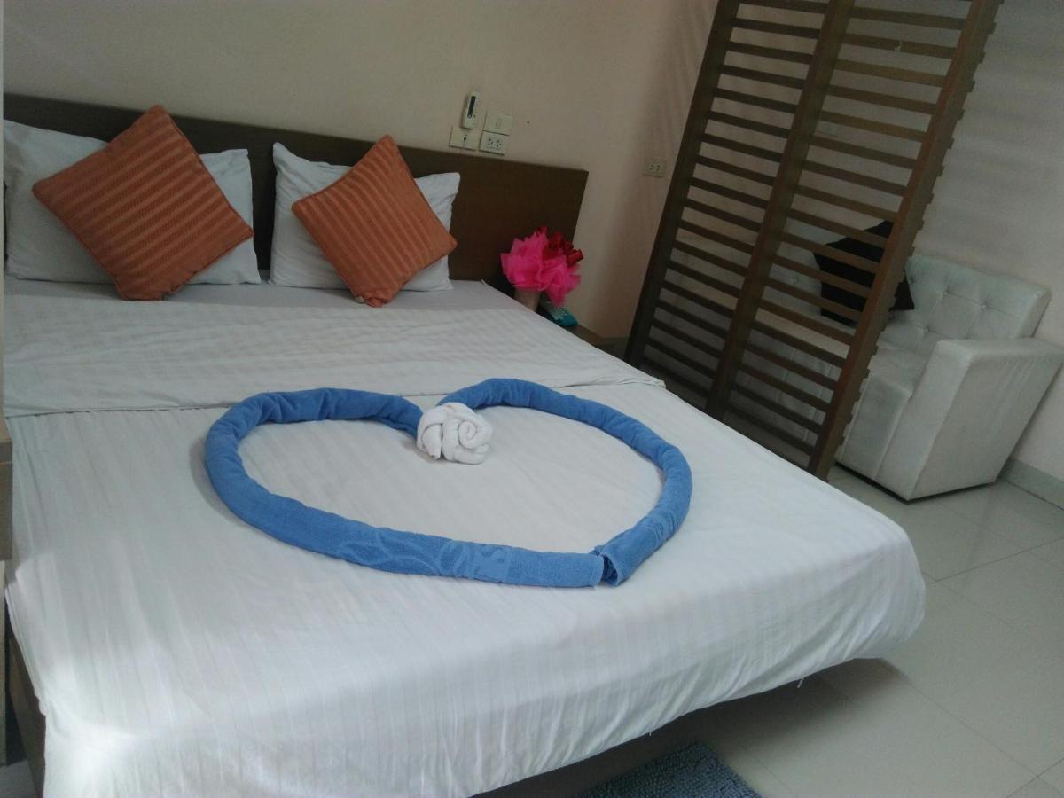 Ruamsab2 รวมทรัพย์2 Appartement Bangkok Buitenkant foto