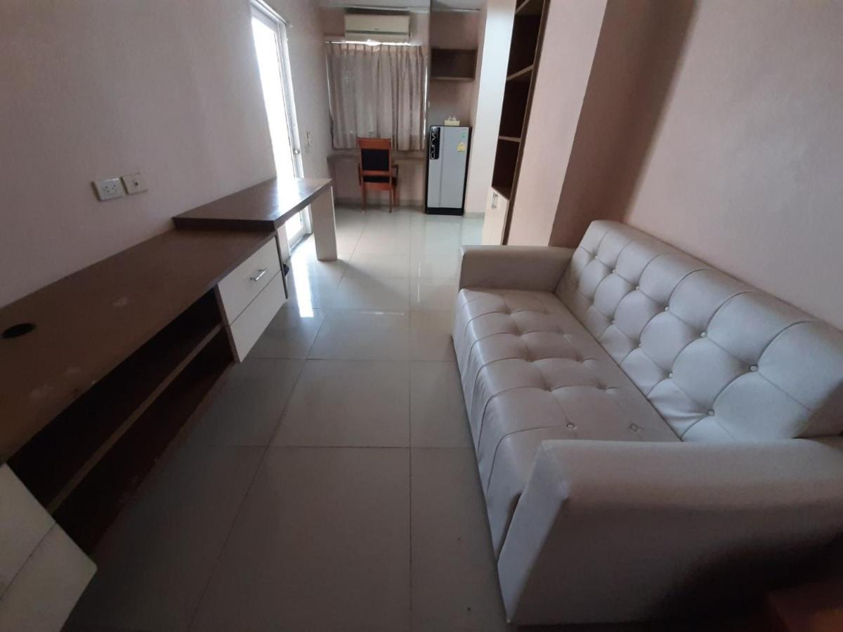 Ruamsab2 รวมทรัพย์2 Appartement Bangkok Buitenkant foto