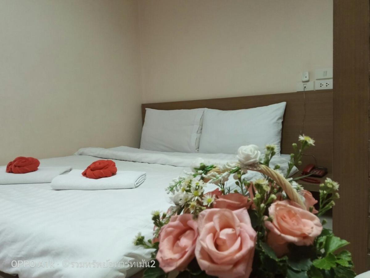 Ruamsab2 รวมทรัพย์2 Appartement Bangkok Buitenkant foto